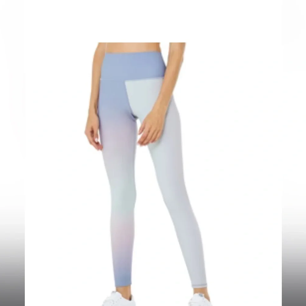 Alo vapor high waist gradient dusk legging. Worn once washed once. Like new - Picture 1 of 2